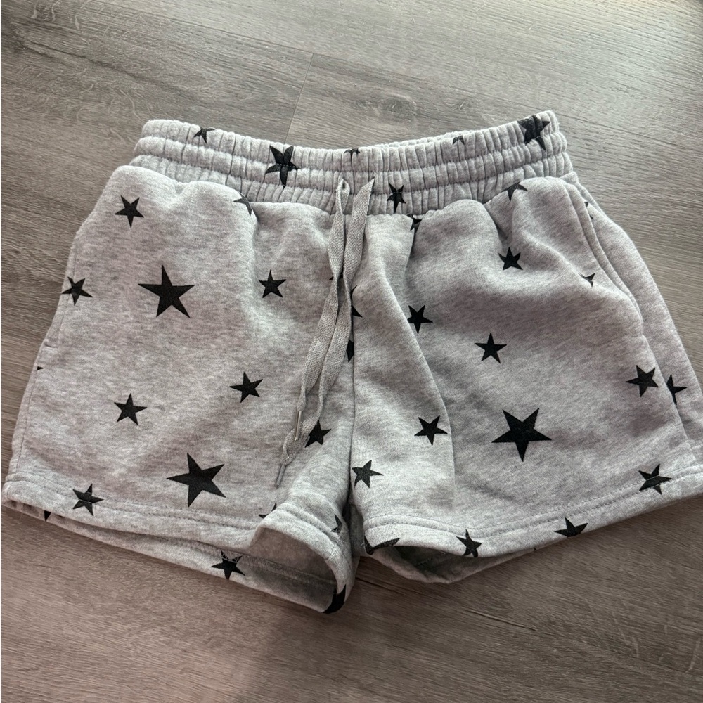 Gray Star Print Shorts